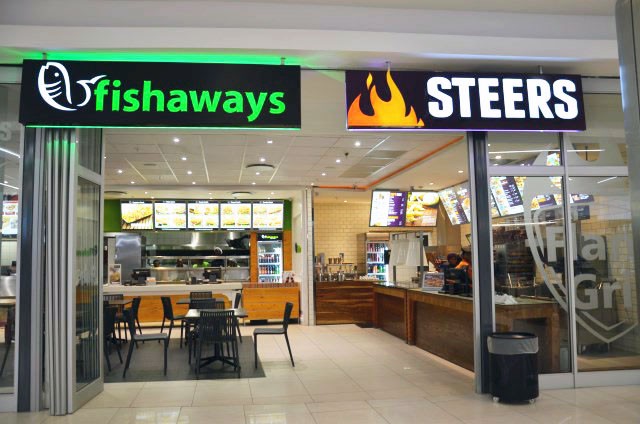 Steers 3 Steers - Cradlestone Mall